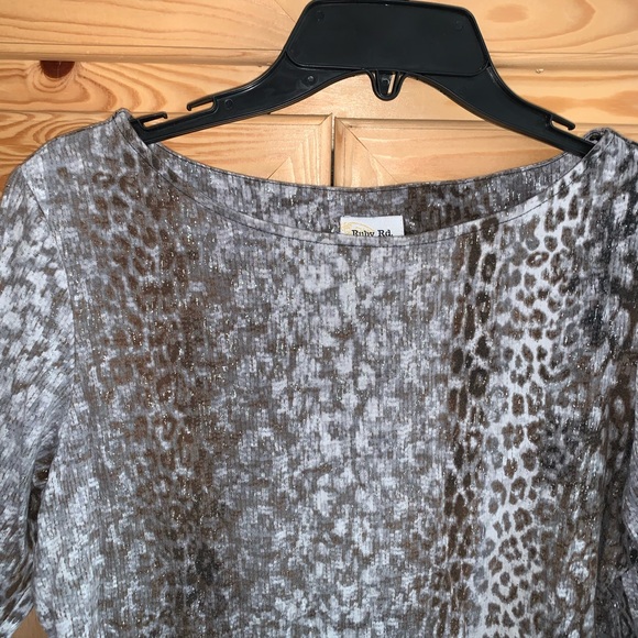 Ruby Rd. Favorites silvery gray cheetah printed shirt size S - Picture 3 of 4